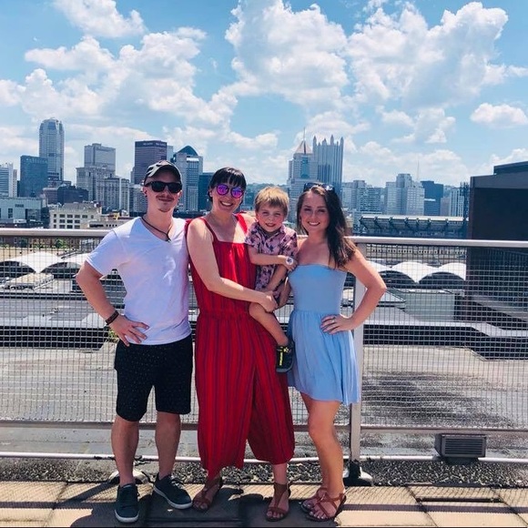 Meet your Posher, Maya - Picture 2 of 6